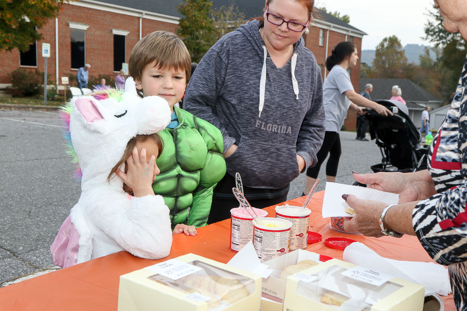 Valdese Library Fall Festival 2019-9317.JPG